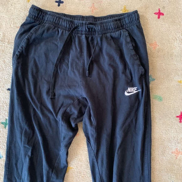 Nike Sweatpants - Picture 4 of 4